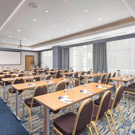 Hilton Paris Charles De Gaulle Airport-2