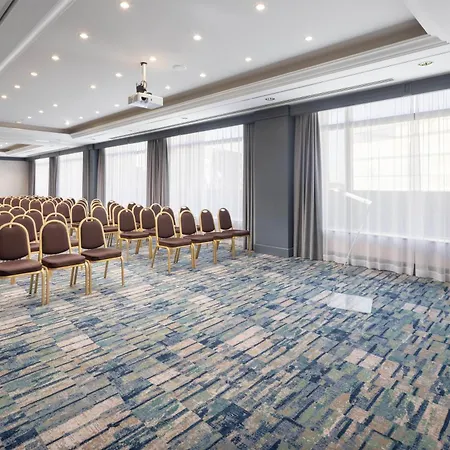 Hilton Paris Charles De Gaulle Airport-2